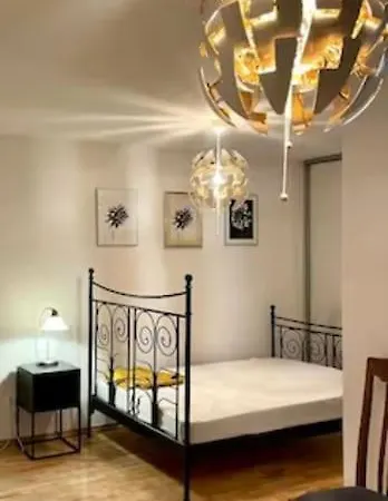 Old Town Miodowa Prime *